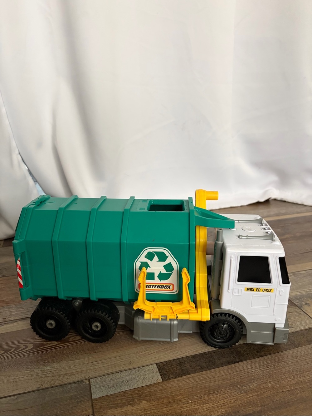 Matchbox Recycling Truck Toy